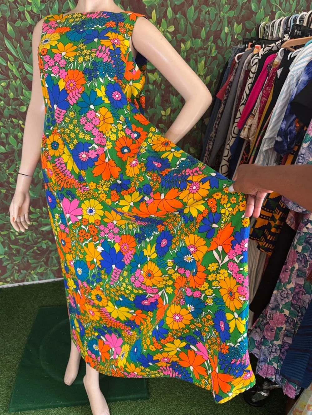 Vintage Hawaiian Flower Power Maxi Dress - Picture 3 of 17